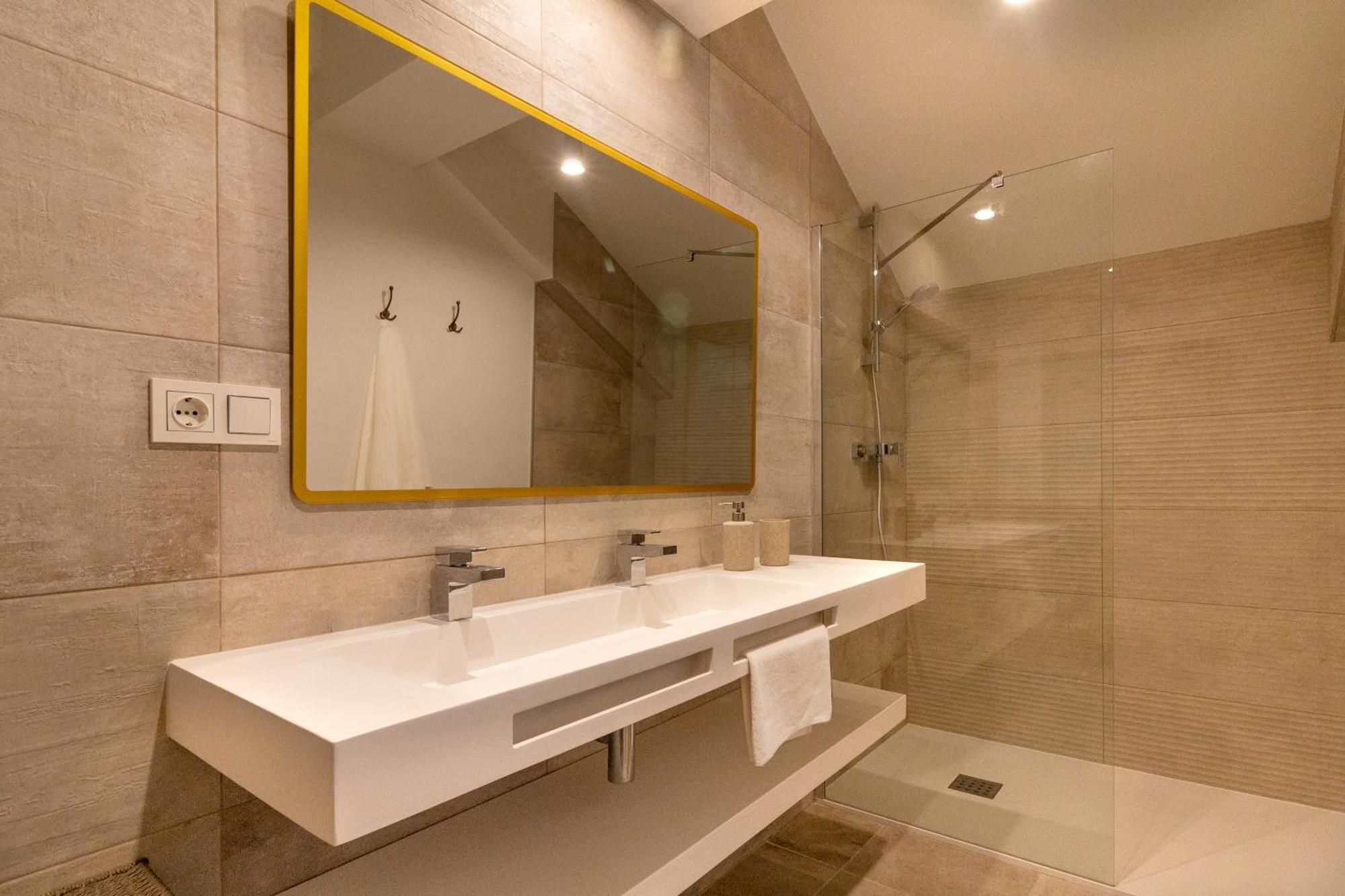 Nt Luxury Central Duplex With Terrace & Parking Málaga Dış mekan fotoğraf